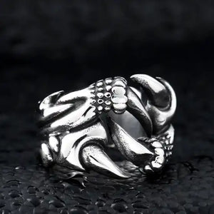 silver ring of a dragon claw